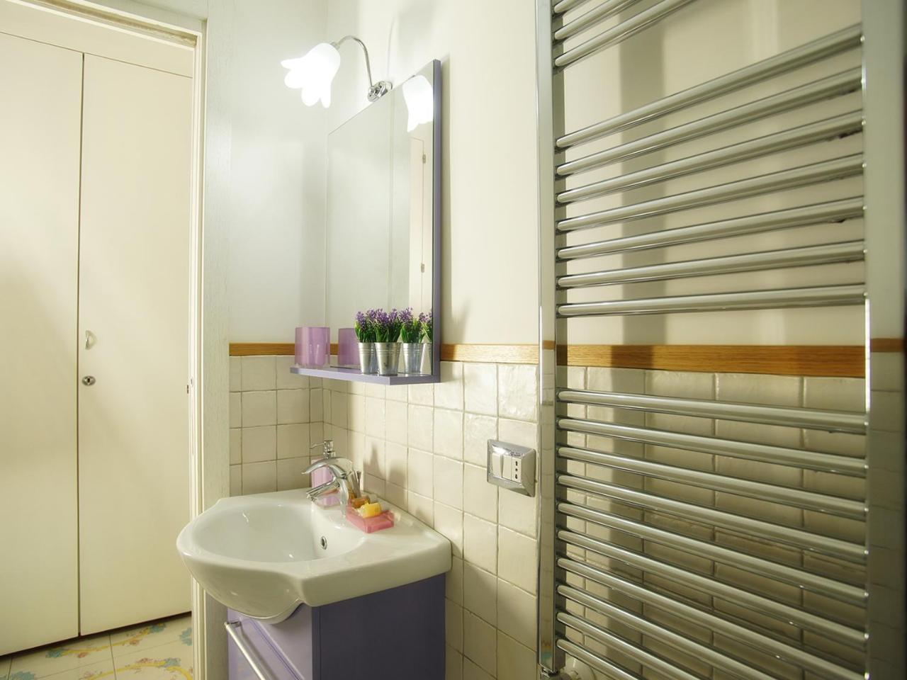 Quadruple Room Private Bathroom